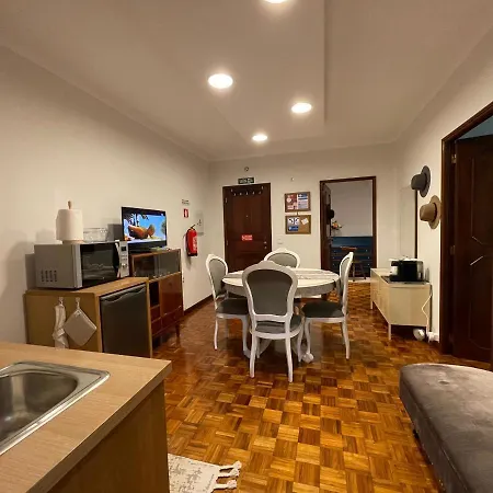Apartment Praca Al Sao Joao da Madeira